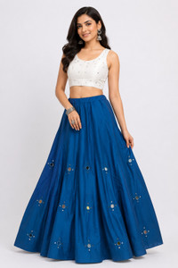 Desi Butik Embellished Blue Skirt - Image 6