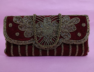 25डिग्री एन महिलाओं के लिए शाम/पार्टी मैरून