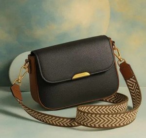 HAPSMELL Black Sling Bag Black Women's Sling bags