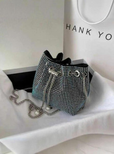 CARRY CARAT Silver Hand-held Bag Ptli_silver56