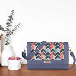 Flipkart sling bags below 300 clearance