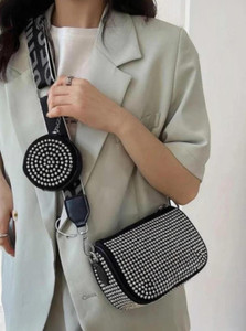 KRISH FASHION SHOW Black Sling Bag Stylish Sling bag