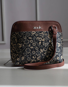 ZOUK Black Sling Bag FloMotif