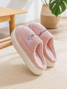 WOLVESDEN Women Flip Flops