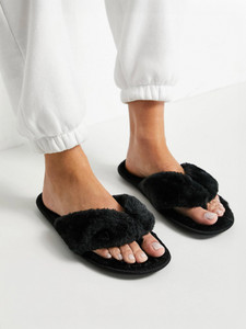 WOLVESDEN Women Flip Flops