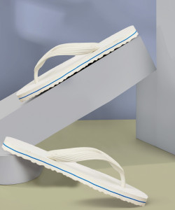 Relaxo Men Slippers