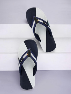 Sparx Men Blue Flip Flops - Image 6