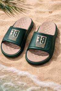 FLITE Men Green Slides - Image 5