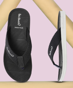 WALKAROO Men Slippers