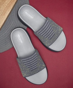 RED TAPE Men Slides