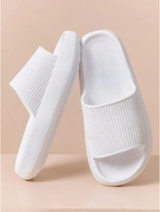 kiwd sports Men Flip Flops