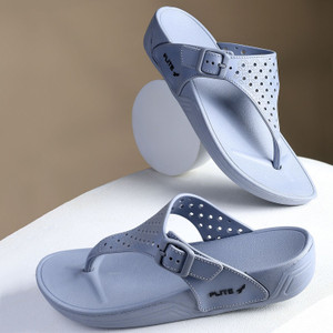 FLITE Women Slippers