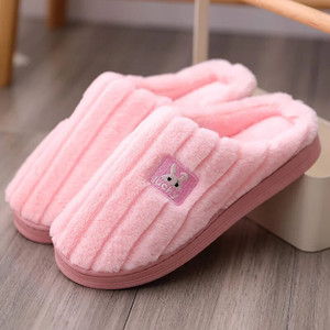WOLVESDEN Women Slippers