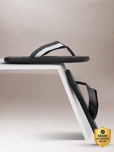 PUMA Men Ricordo V2 IDP Flip Flops Black - Image 6