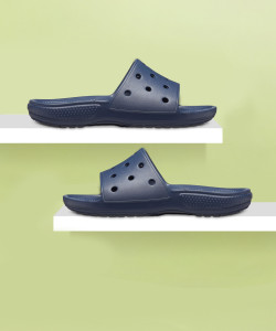 CROCS Men Classic Crocs Slides