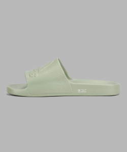 adidas Unisex Slides Green Size 8 - Image 1