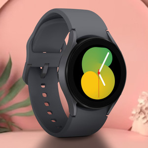 Samsung Watch 5 40mmSuper AMOLED displayBluetooth calling & body composition tracking