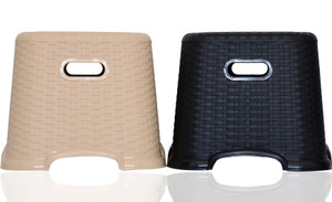 Sant Basant Stool