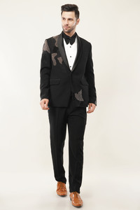 SARA Japanese Full Embroidered 5 Piece & With Tuxedo Embroidered
