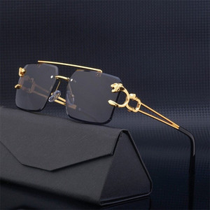VALWICK Over-sized Sunglasses