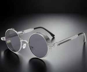 Rich Club Round Sunglasses