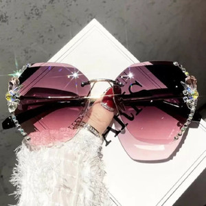 ALFATOORE Oval Sunglasses
