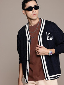 Roadster Solid V Neck Casual Men Dark Blue Sweater