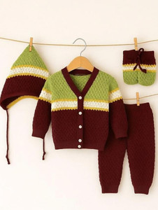 Bamboo Babe Baby Boys & Baby Girls Casual Sweater Pyjama, Cap, Bootie