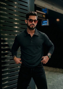 Rufica Self Design Men Mandarin Collar Black T-Shirt