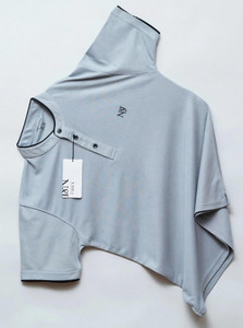 N AND J Solid Men Henley Neck Grey T-Shirt