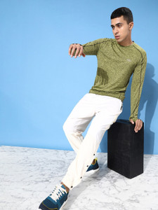 WROGN ACTIVE Solid Men Crew Neck Green T-Shirt