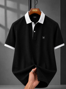 WeReKo Self Design Men Polo Neck Black T-Shirt