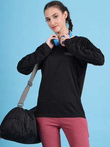 MACK JONNEY Solid Women Round Neck Black T-Shirt