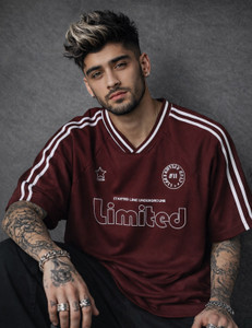 Force Typography Men V Neck Maroon T-Shirt