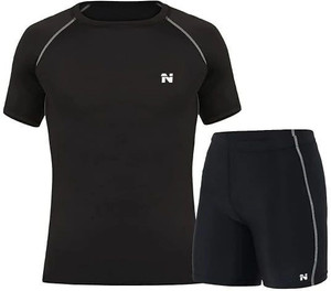 NINQ Solid Men Round Neck Black T-Shirt