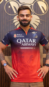 IZON Printed Men Polo Neck Red T-Shirt