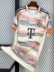 Technolink Multicolor Men's Round Neck T-Shirt - Image 3