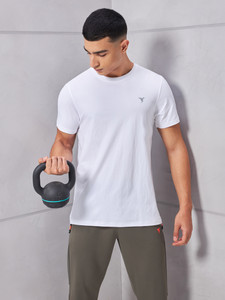 TECHNOSPORT Solid Men Crew Neck White T-Shirt