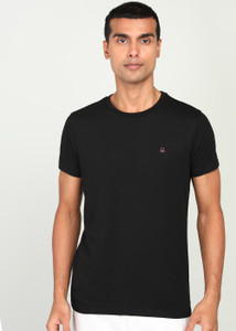 United Colors of Benetton Solid Men Round Neck Black T-Shirt