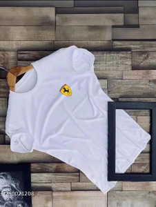 MOON IN Solid Men Round Neck White T-Shirt