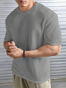 TAZO Men Grey Round Neck T-Shirt - Image 3