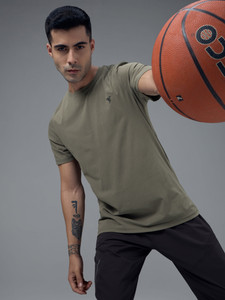 TECHNOSPORT Solid Men Crew Neck Green T-Shirt