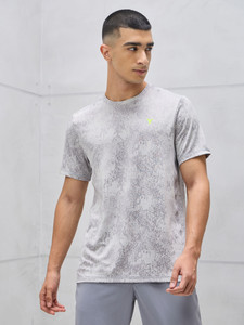 TECHNOSPORT Printed Men Round Neck Silver T-Shirt