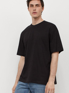 URBANICE Printed, Graphic Print, Typography Men Round Neck Black T-Shirt