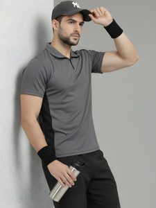 White Moon Solid Men Zip Neck Grey T-Shirt