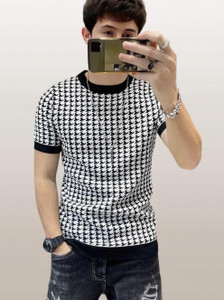 sti Striped Men Round Neck White, Black T-Shirt