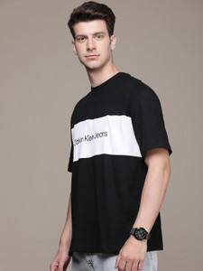 Calvin Klein Jeans Solid Men Crew Neck Black T-Shirt