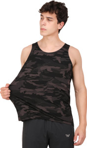 NINQ Solid, Printed Men Round Neck Grey T-Shirt