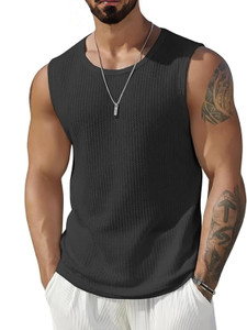 The Modern Soul Self Design Men Scoop Neck Black T-Shirt