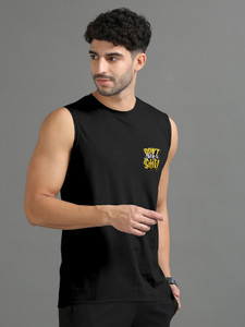 Triptee Printed Men Round Neck Black T-Shirt